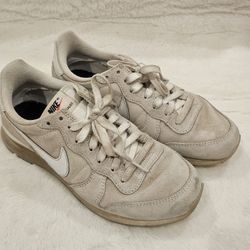 Nike Internationalist Sneakers 6.5