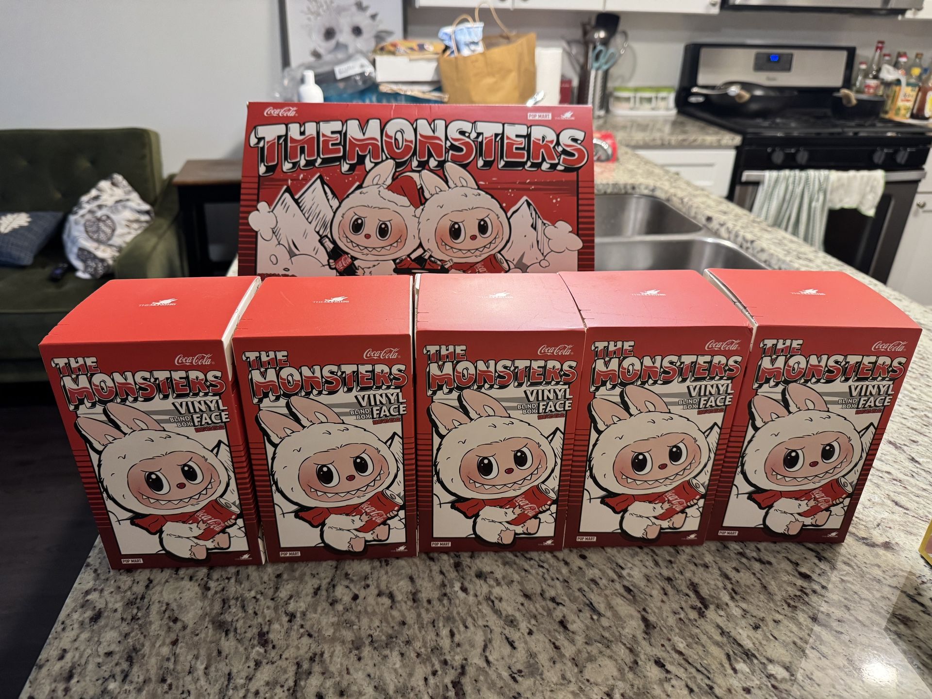 Labubu Coke (Blind box unopened)