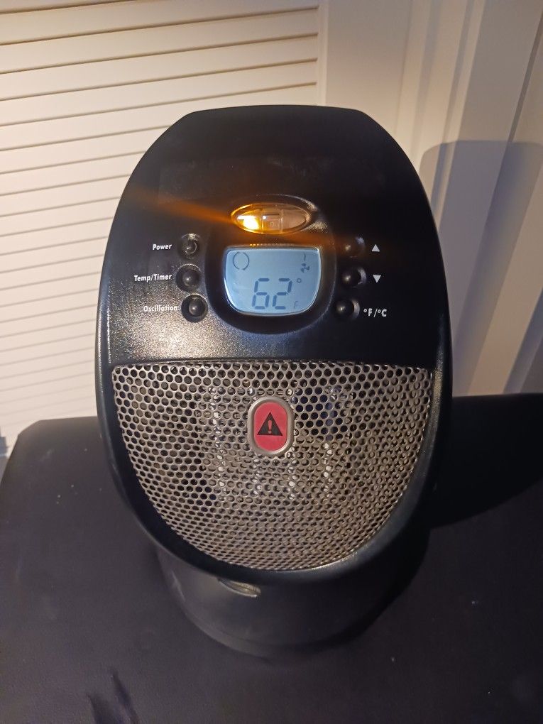 Honeywell High Heat Heater With Full Digital Functions Temperature Timer Oscillation Fahrenheit Celsius LED Readings