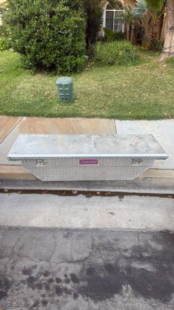 Crossbed toolbox