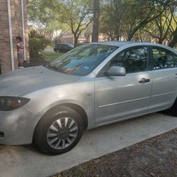 2008 Mazda 3 runs and drives great Only issue is the power steering is going out!!!@