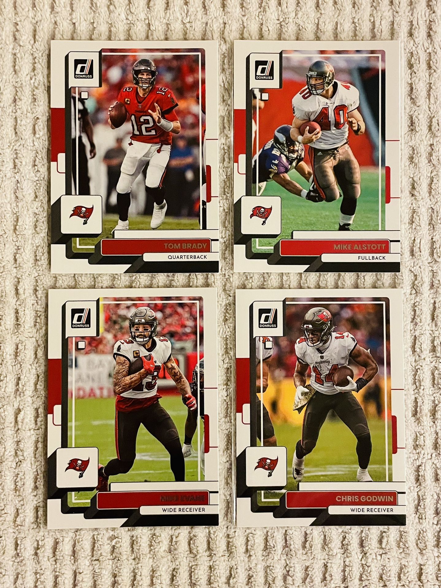 Tampa Bay Buccaneers 45 Card Football Lot! for Sale in Federal Way, WA ...
