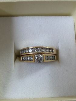 14K WHITE GOLD WITH DIAMONDS RING , SIZE 7