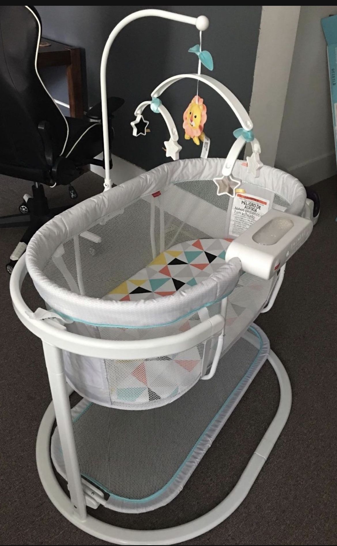 Fisher Price Bassinet 