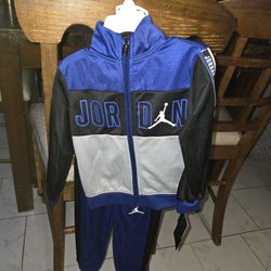 Jordan Boys Suit 3t & 4t