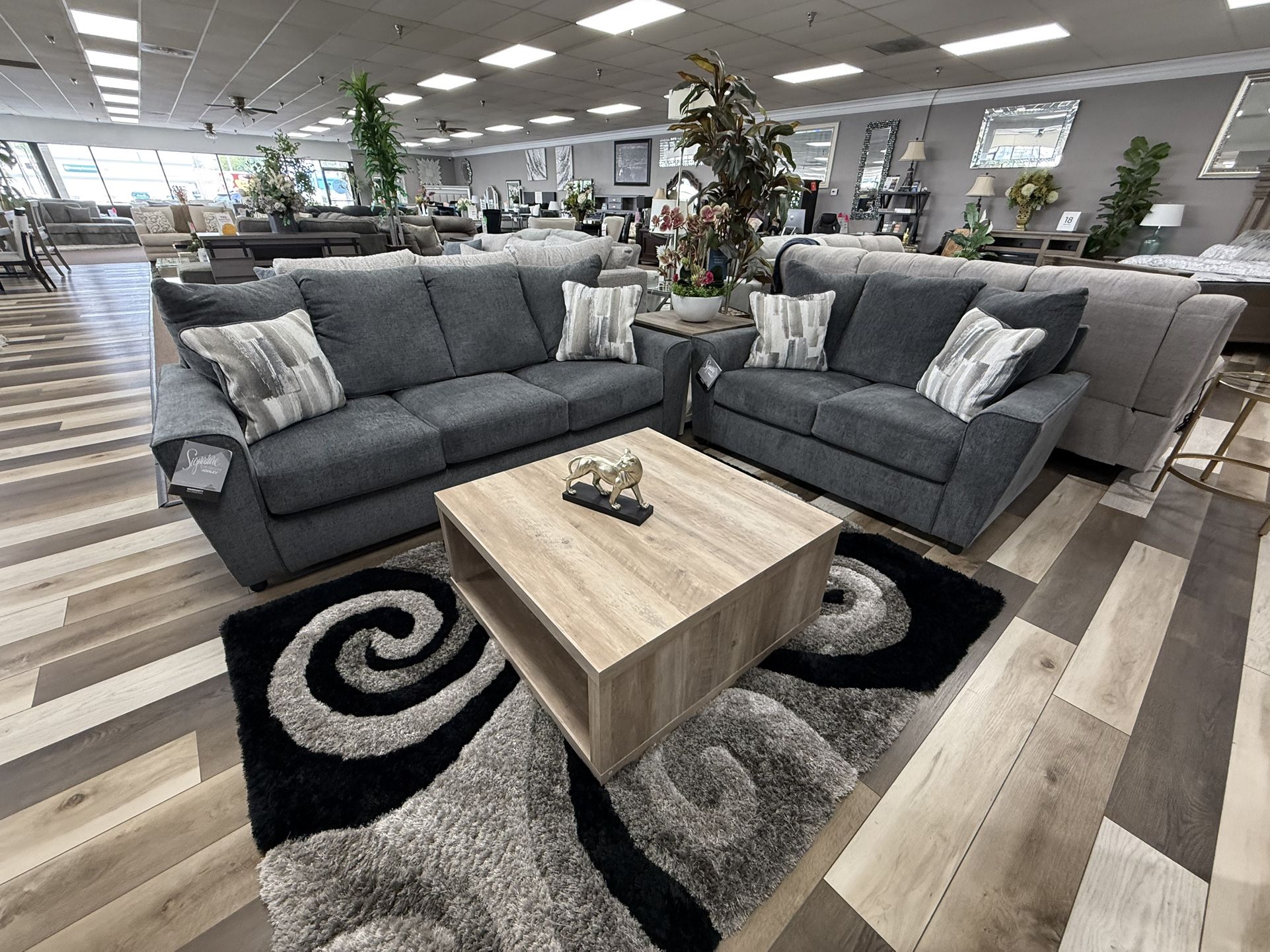 2 Pc Sofa And Loveseat