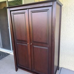 Furniture Dresser , Tv Stand , Mint Condition