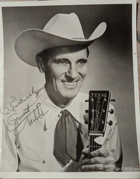 Ernest Tubb Autographed 8x10