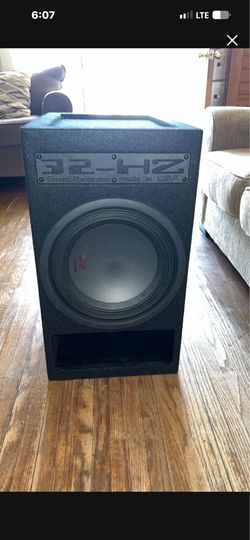 12inch alpine type r with ground shaker 32hz Box