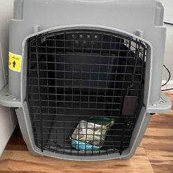 M/L Travel Dog Crate