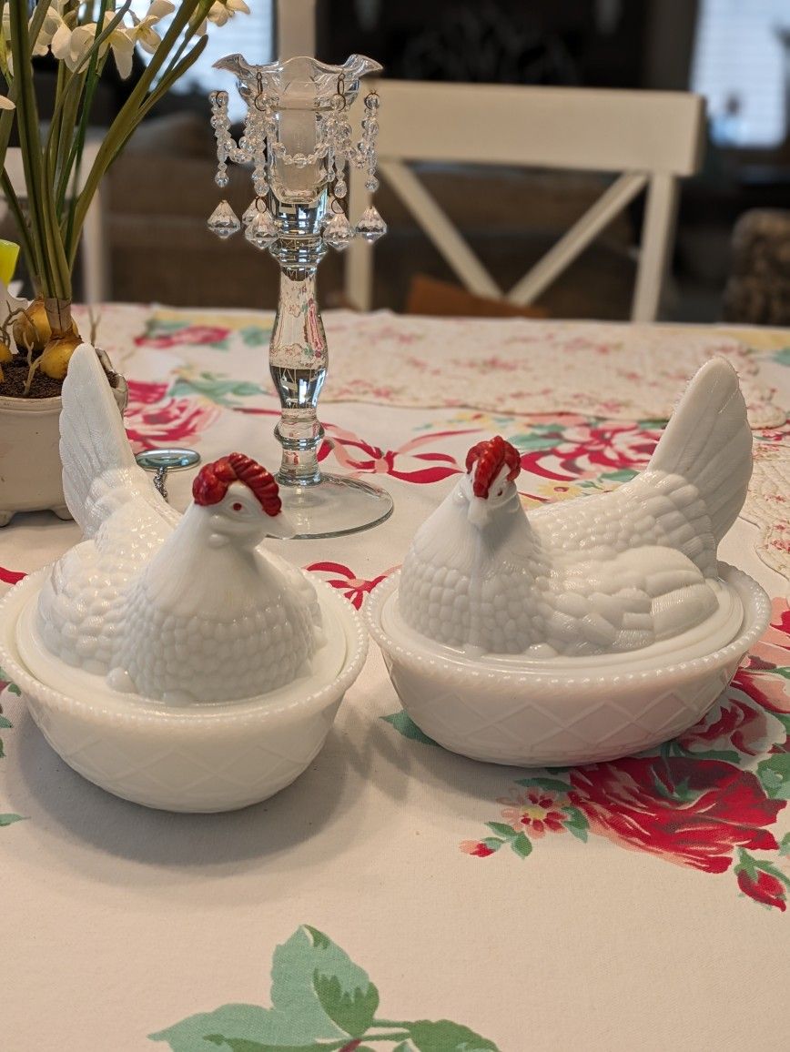 Two Vintage Beauties~Westmoreland White Milk Glass Hens On Nests~$25 Each Or $45 Together