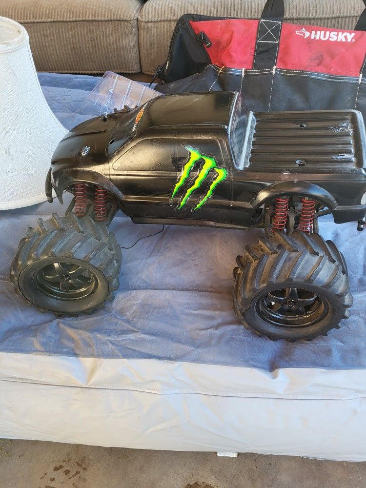 Traxxa Truck