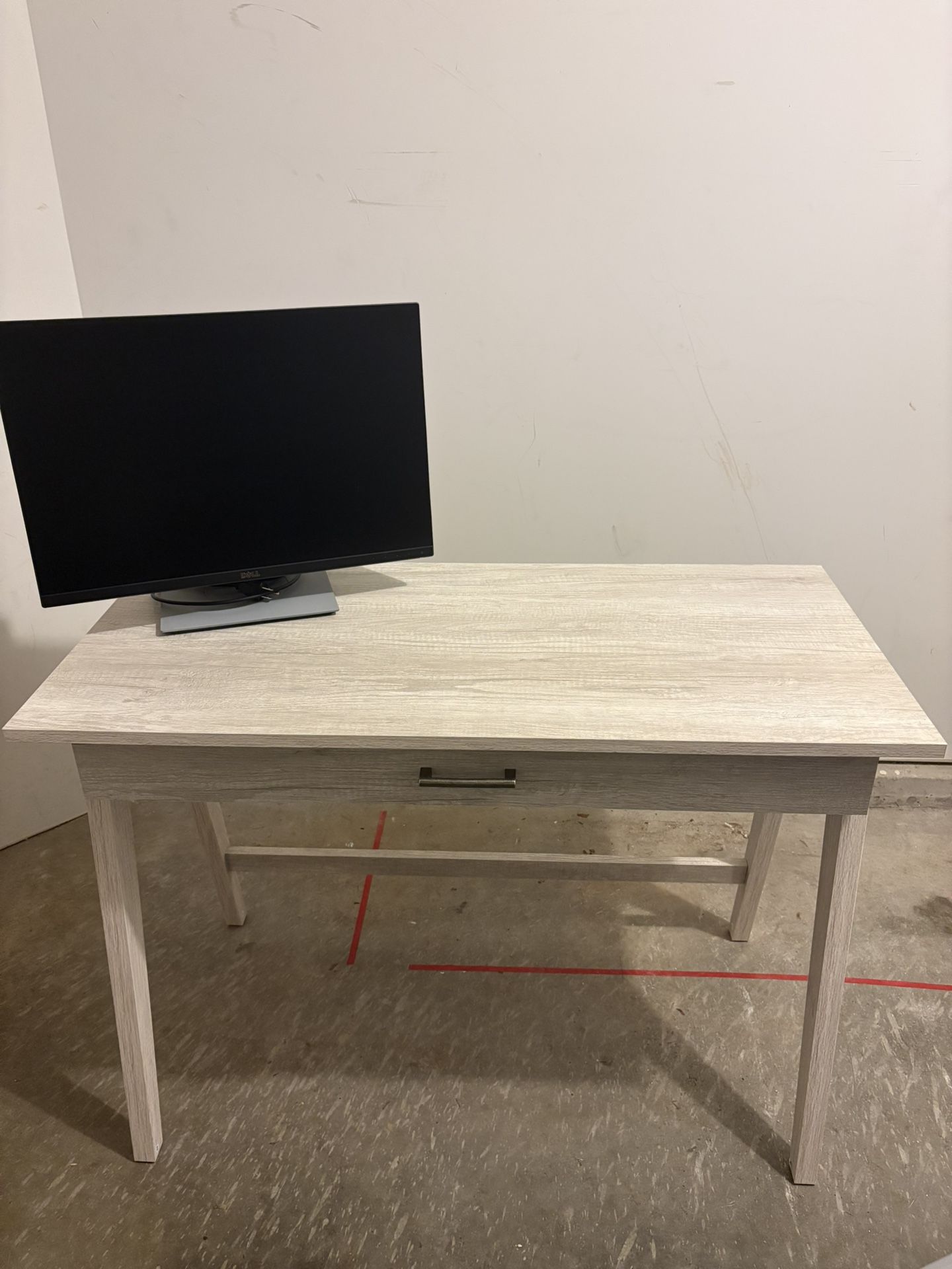 Desk & Dell Monitor