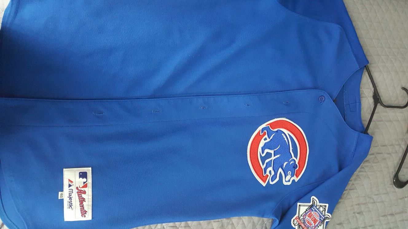 Cubs baseball jersey