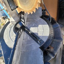 Mitre Saw Black And Decker.used In Good Condition