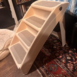 Pet 4 Step Ladder - Clean !!! 