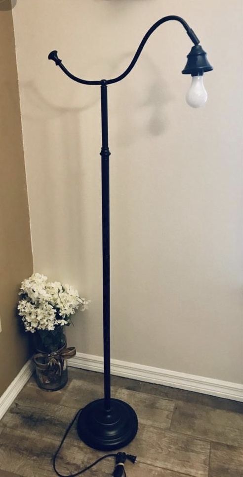 Floor Lamp - Home Decor - If Is Posted Is Available-