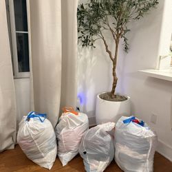 ROPA SEMI NUEVA Y DE CALIDAD 