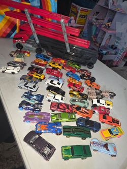 Hotwheels and tralier