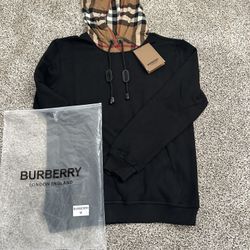 Burberry Hoodie Size M‼️