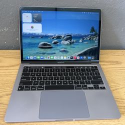 MacBook Pro 13 inches- MacOS  Tahoe