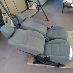 Asientos Nuevos Para Toyota, Infinity, O Otro Tipo De Carro De 4 Puertas Solo $125 Cash. Mire Mi Pagina Mas Ofertas 