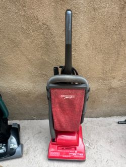 Hoover upright vacuum cleaner