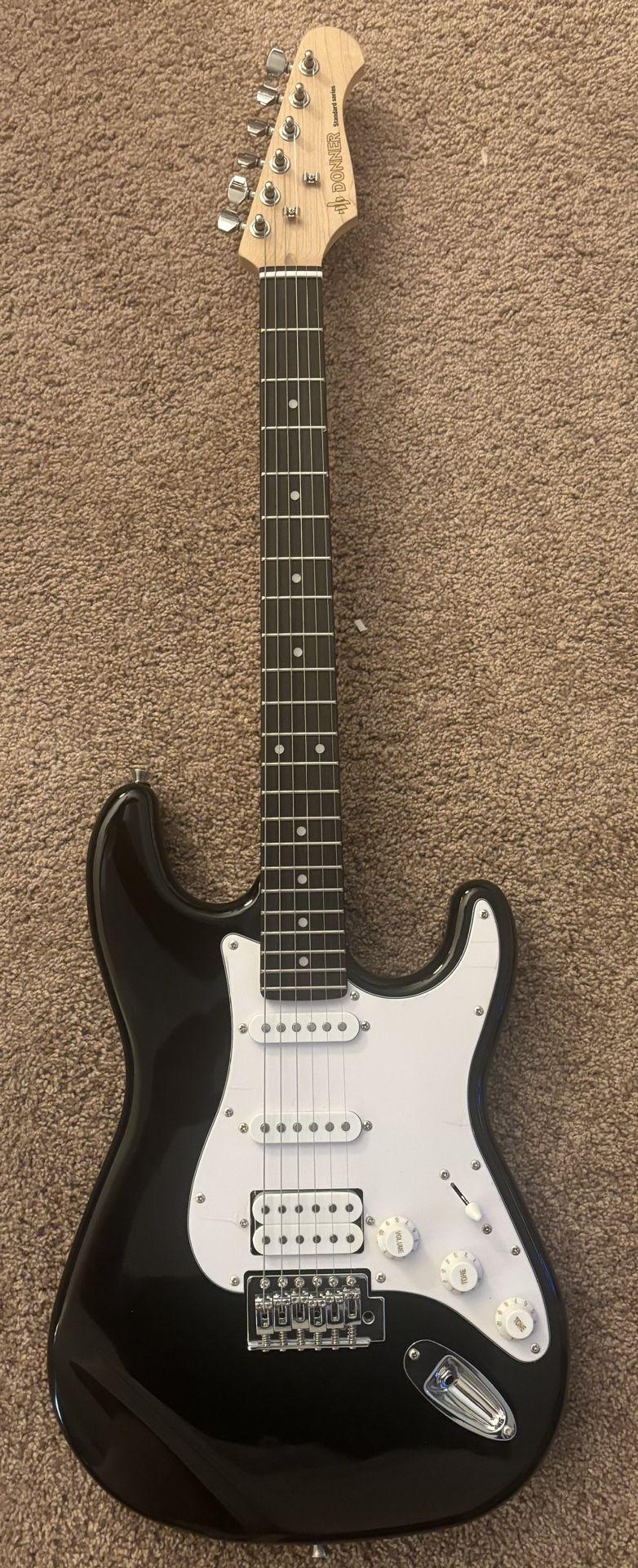 Donner DST-100B 39 Inch Electric Guitar Beginner Kit Solid Body Full Size Black