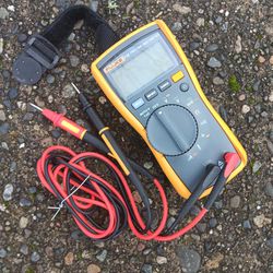 Fluke 116 Multi Meter with Magnetic Strap. Almost New Condition. Other Tools For Sale. For Pick Up Fremont Seattle. No Low Ball Offers. No Trades 