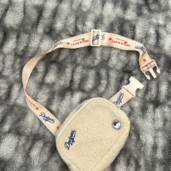 hello kitty x dodgers