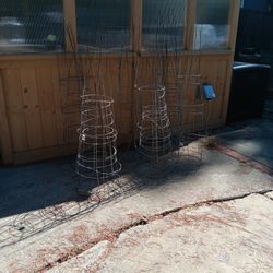 Thirty tomato cages $30