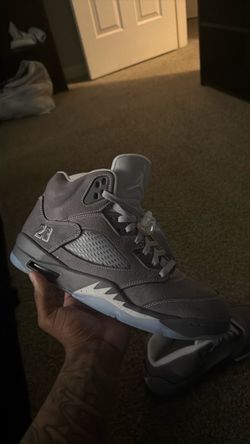 Wokf grey 5s