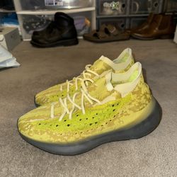 adidas Yeezy Boost 380 “Hylte Glow” Size 10 Men