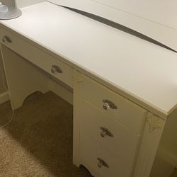 white vanity desk
