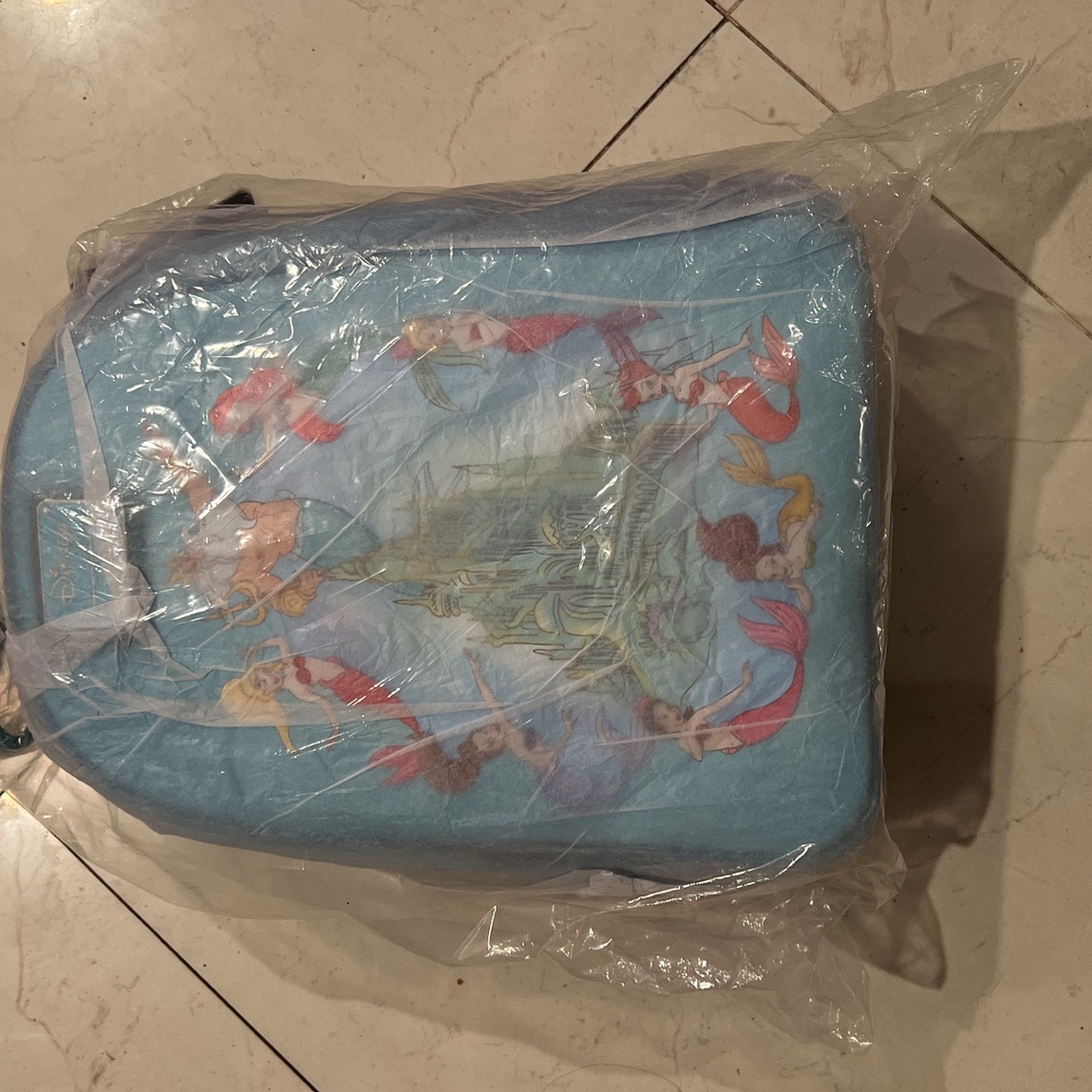 LOUNGEFLY DISNEY THE LITTLE MERMAID ARIEL & FAMILY W/CASTLE MINI BACKPACK NWT