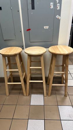 3 Bar Stools