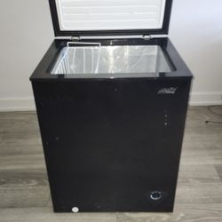 Small Deep Freezer. 