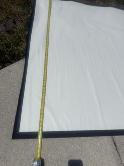 Outdoor Portable Movie Screen (app.107”x62”)