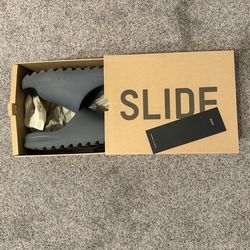 Yeezy Slides Slate Marine