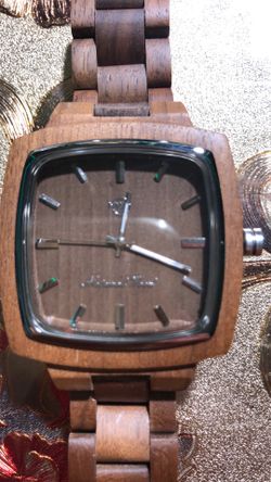 Natural wood Watch $ 25 dollars