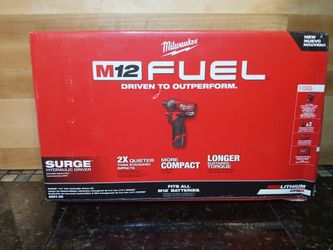 Milwaukee
M12 FUEL SURGE 12V Lithium-Ion Brushless Cordless 1/4 in. Hex Impact Driver Compact Kit w/Two 2.0Ah Batteries, Bag