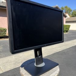 Dell 22” Inch Flatscreen 1080P LCD Computer Monitor Display - Model P2212HB