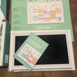 Skylight Smart Calendar 15” – White | Like New