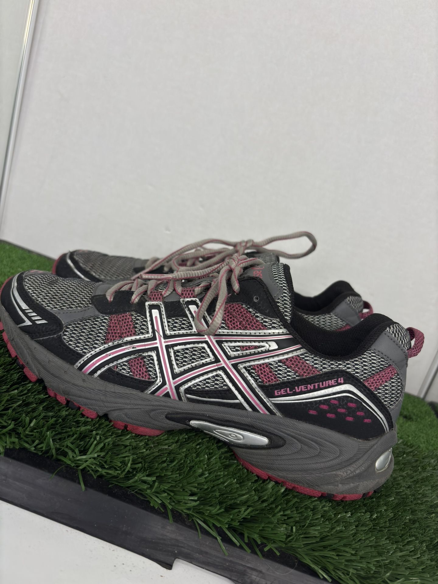 Asics Gel Venture 4 Trail Running Shoes Grey / Pink / Silver T383N Women's 8.5