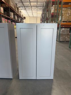 Grey shaker upper cabinet