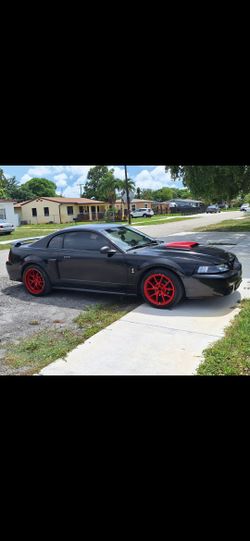 2000 Ford Mustang