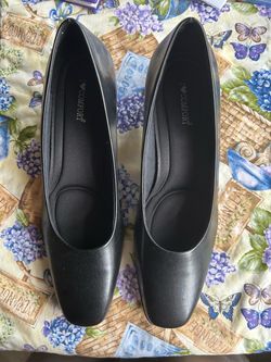 NEW! Attractive Women’s Shoes