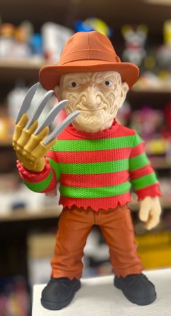 3D Illusionz Freddy Krueger 16" Figure