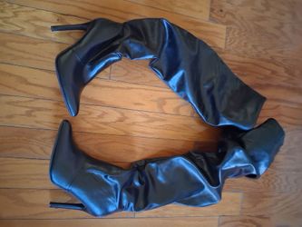 Black Over-the-Knee Stiletto Boots size 41