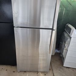 Whirlpool Refrigerator For Sale I